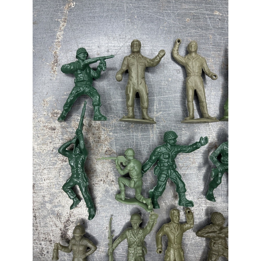 Vintage 1960s Marx MPC Tim Mee Playset Plastic Figures Green Army Lot Of 20 - Picture 2 of 6